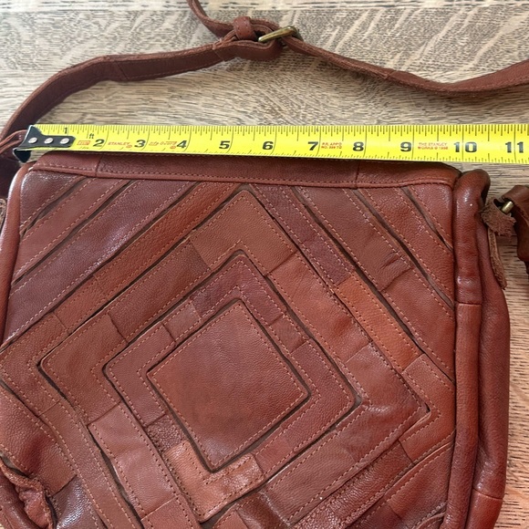 Monserat De Lucca Benecio Crossbody Leather Bag Purse - Picture 15 of 16